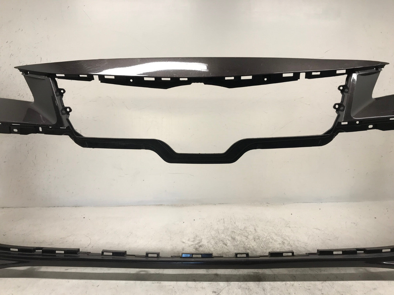 Front Bumper Cover 4X7 19-22 Toyota Avalon Hybrid Limitd/XLE/XSE 52119-07090 OEM