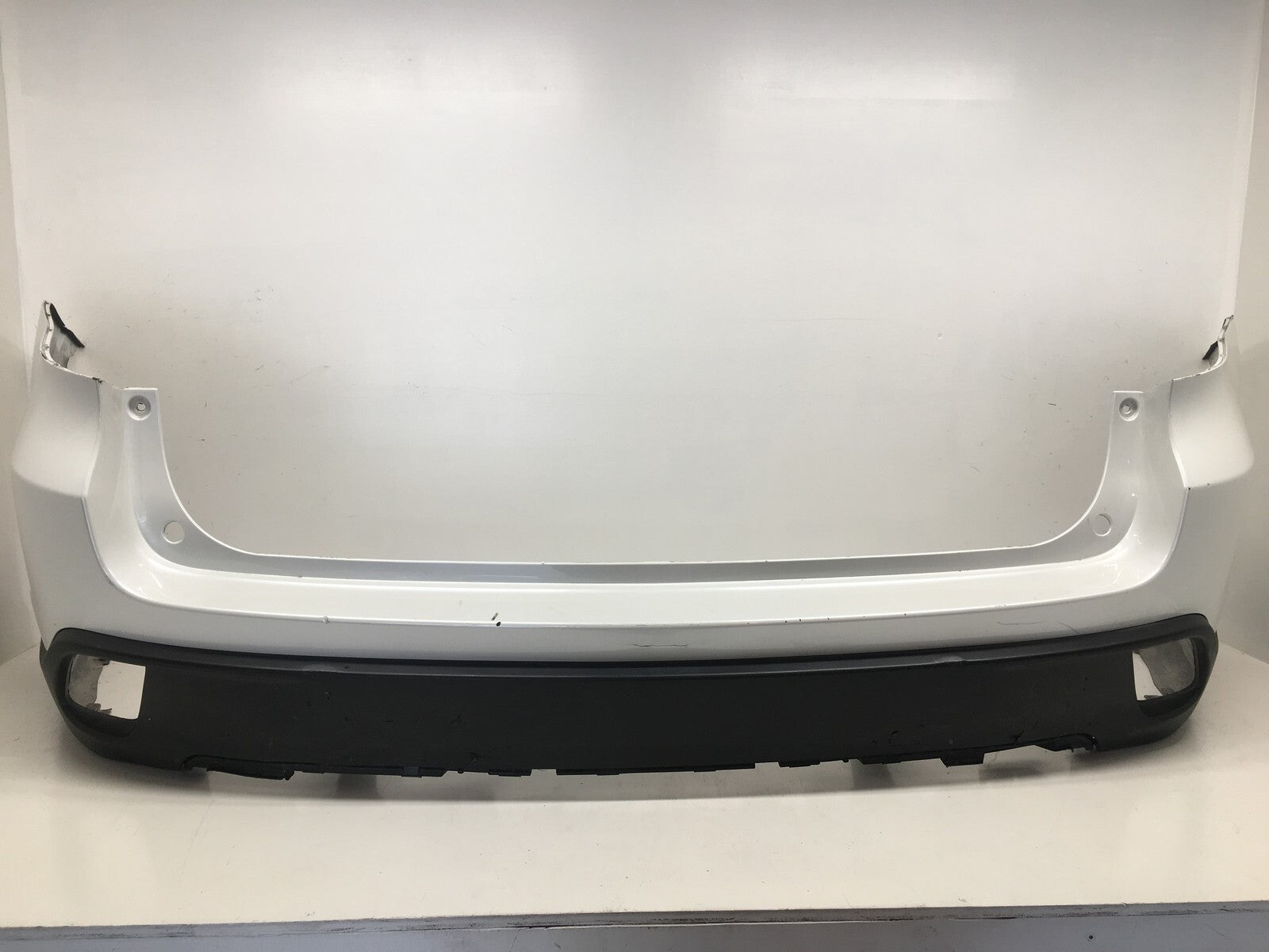 Rear Bumper Cover Toyota Highlander w/o Sensor 2014-2018 52159-0E060 Original
