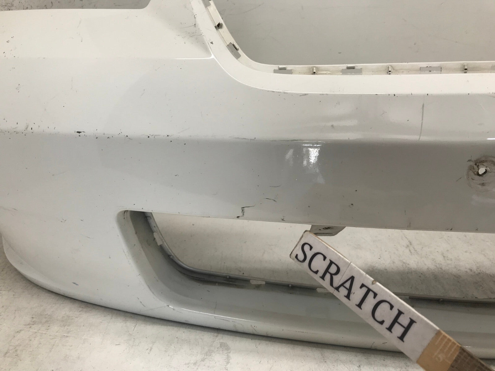 Front bumper Cover Chevrolet Malibu White 2006-2008 15266317 OEM