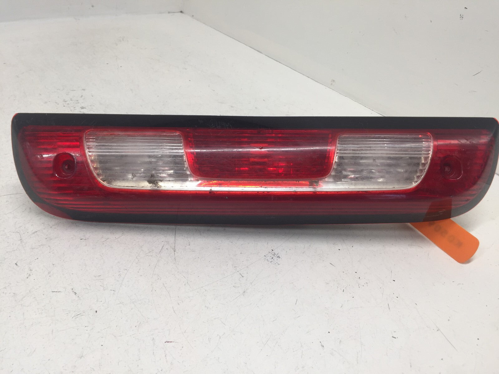 Tail Brake light Damaged GMC Sierra 2014 20979071 OEM