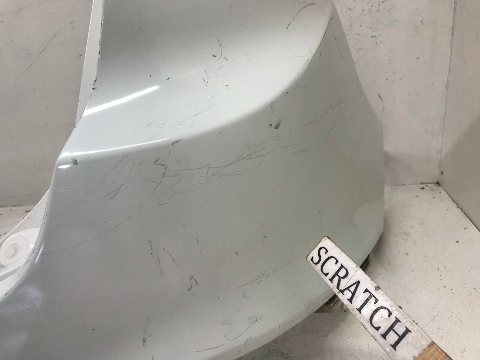 Rear Bumper Cover White Hyundai Tucson GL GLS Limited SE 10-2015 86611-2S000 OEM