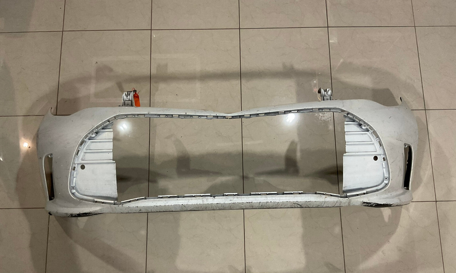 Front Bumper Cover White Toyota Avalon 2016-2018 52119-07070 OEM