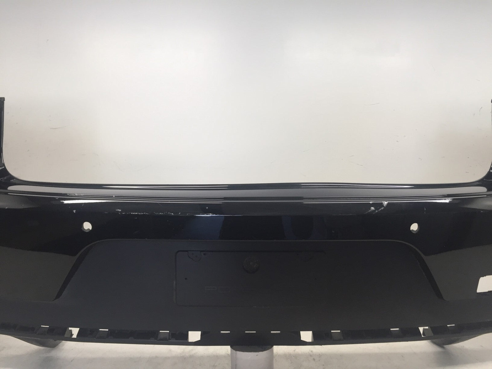 Rear Bumper LOCAL Porsche Macan Base w/Sensor Holes 2015-2020 95B807421L OEM2