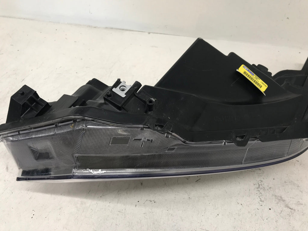Headlight Damaged Passenger Right RH Honda HR-V 2016-2018 CAPA