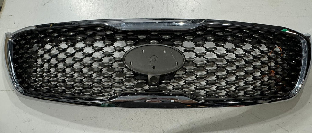 Grill Grille Silver/Black 2015-2018 Kia Sorento 86350-C6020 OEM