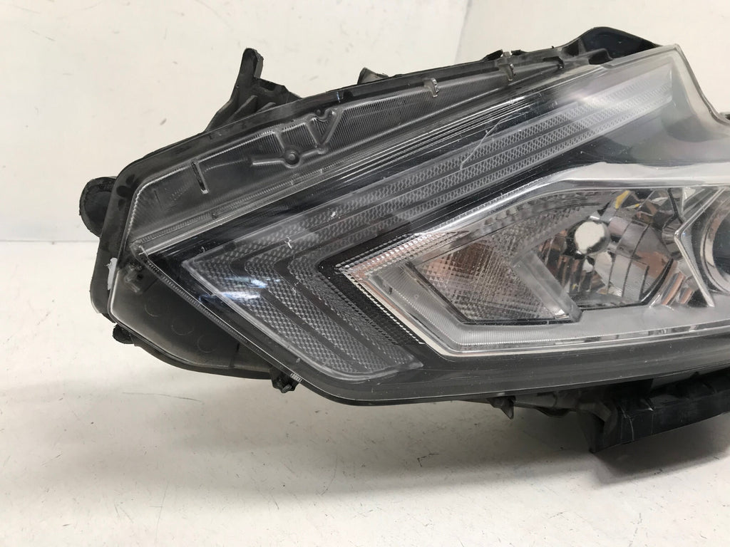 Headlight Damaged Left LH Driver Nissan Altima 2016-2018 260609HS0A OEM