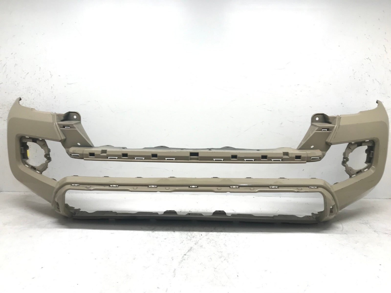 Front Bumper Cover Toyota Tacoma SR/SR5/Limited 4V6 2016-2018 52119-04240 OEM