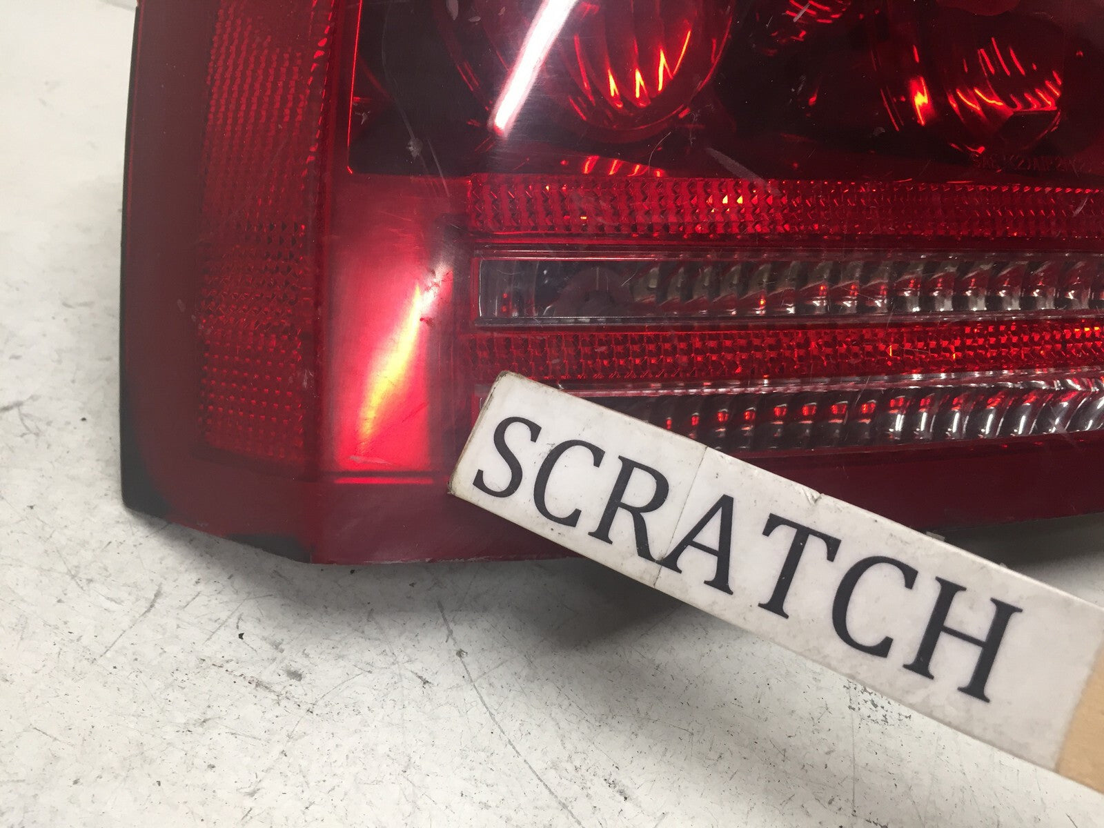 Tail light Damaged Lamp Left Driver Side LH Dodge Charger 2006-2008 OEM