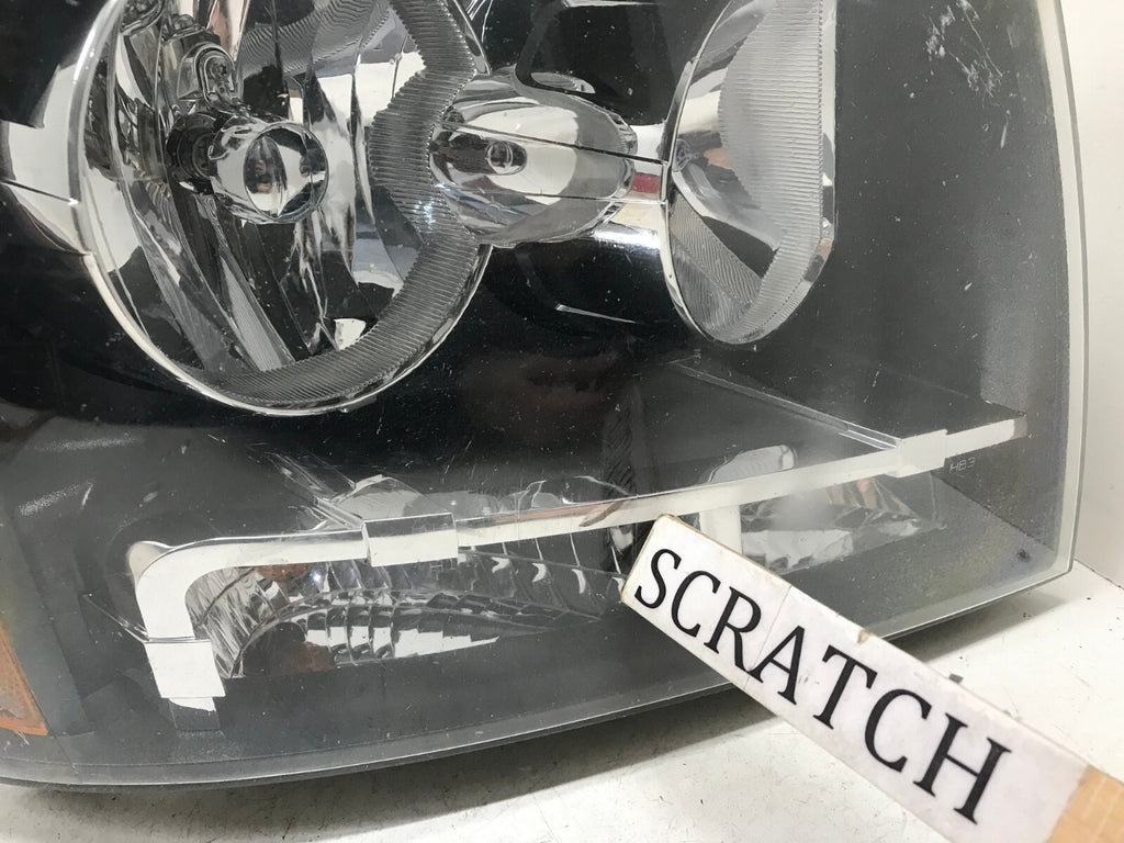 Headlight Damaged Right RH Passenger Chevrolet Suburban 2007-2014 15950808 OEM