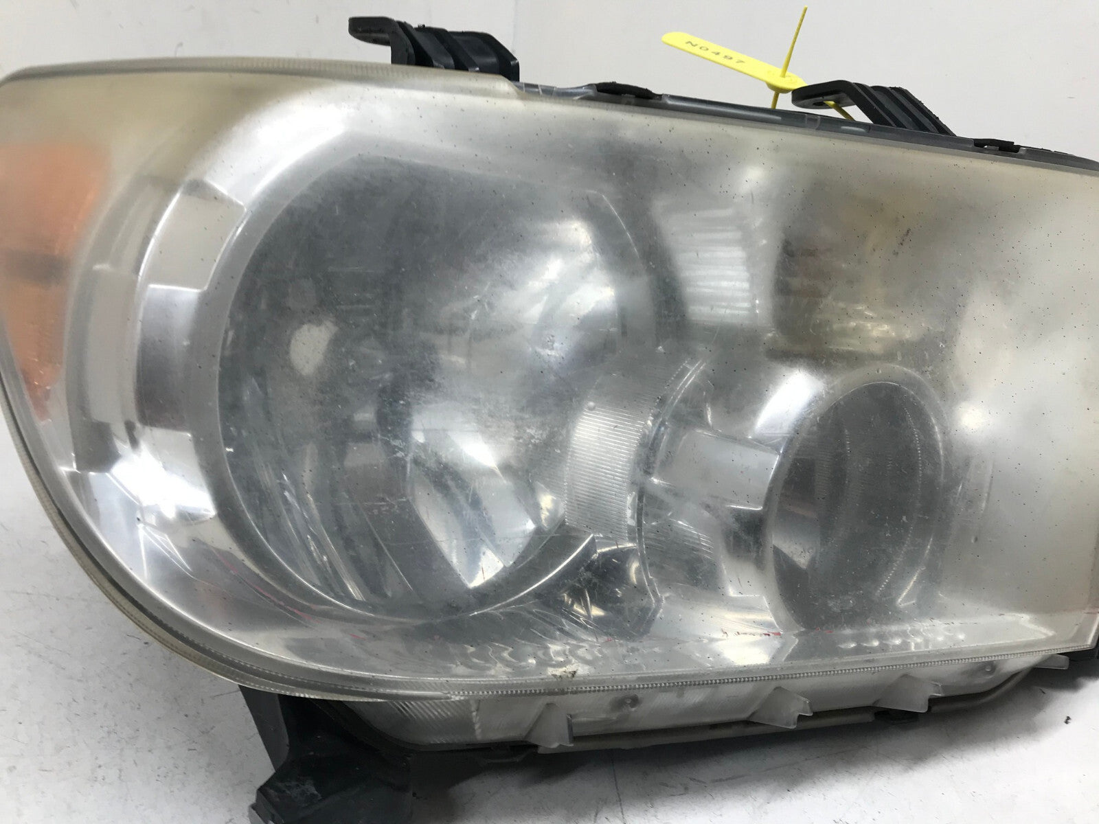 Headlight Damaged Halogen Passenger RH Toyota Sequoia Tundra 2008-2013 OEM4
