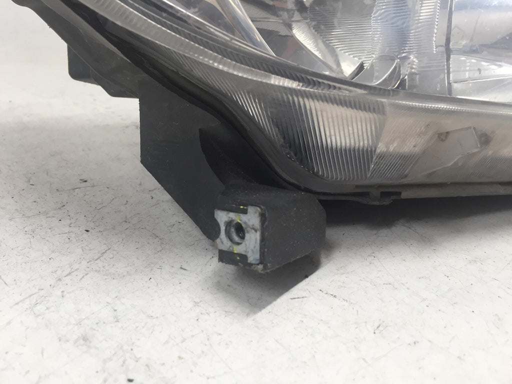 Halogen Headlight Damaged Right Passenger RH Toyota Sequoia Tundra 2008-2013 OEM