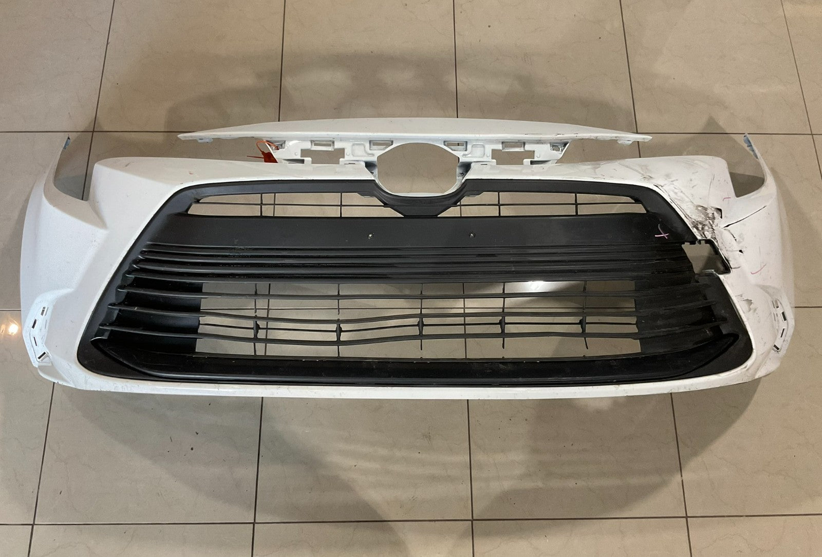 Front Bumper Cover White 2020 2021 2022 Toyota Corolla L LE XLE CAPA
