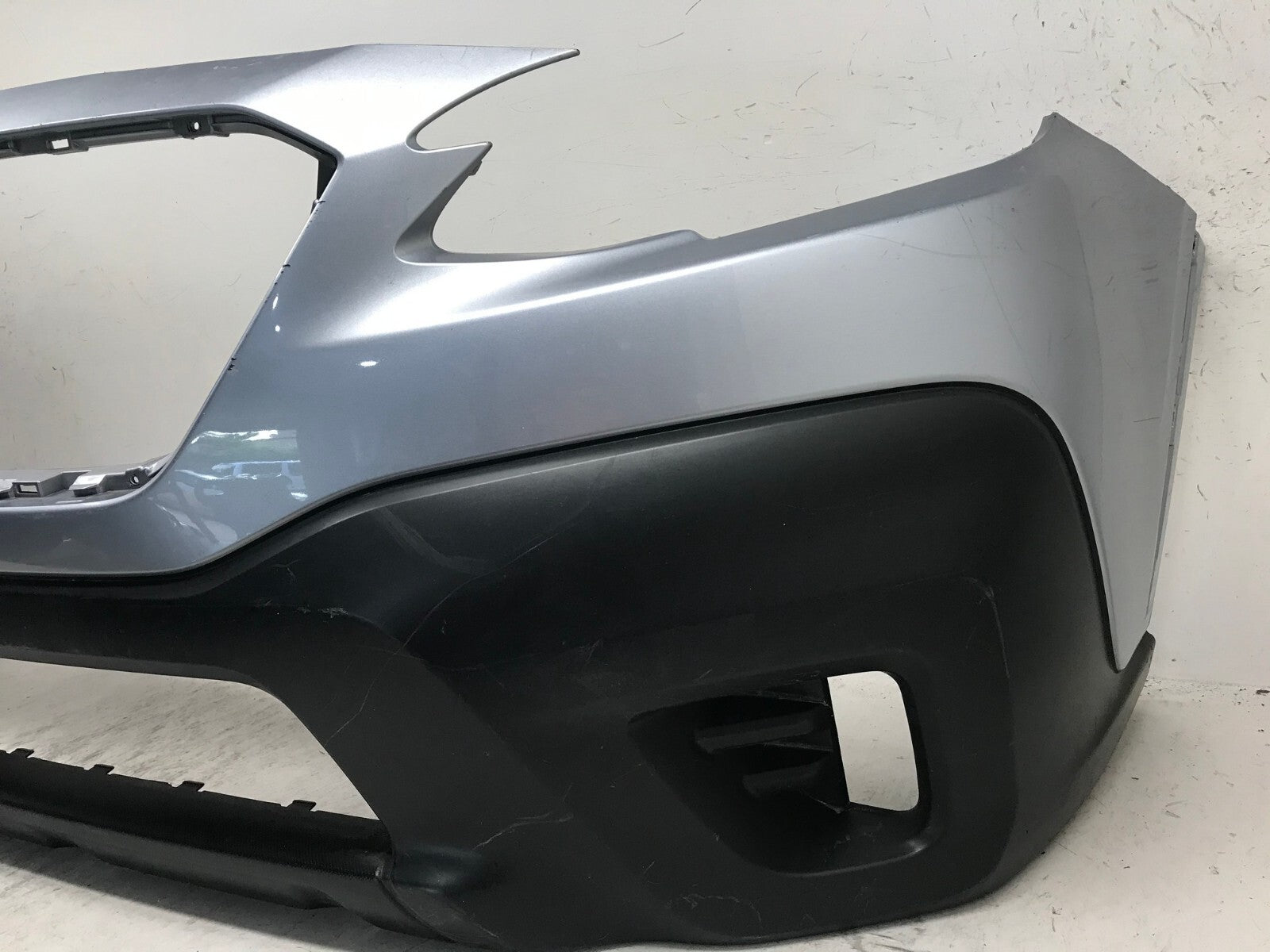 Front Bumper Cover Silver 2020-2022 Subaru Outback 57704AN01A OEM