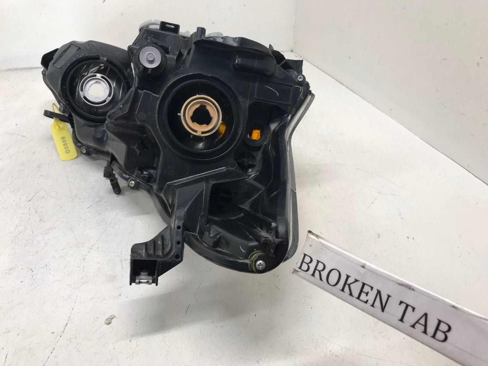 Headlight Damaged LH Driver Nissan Altima 4Dr Sedan 2013-2015 260603TA0A OEM