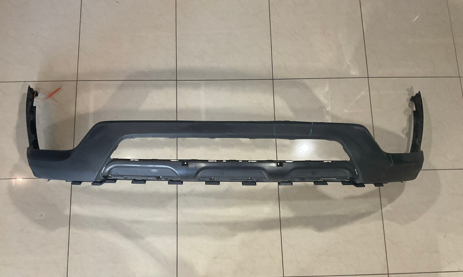 Front Lower Bumper Cover Black 13 14 15 16 Hyundai Santa Fe 86512-4Z000 OEM