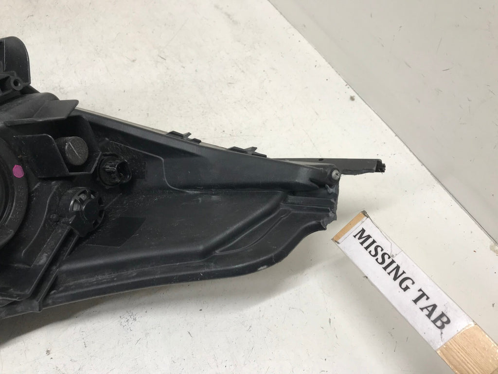 Headlight Damaged Driver Left LH Honda HRV HR-V 2016-2018 33150T7SA01 OEM