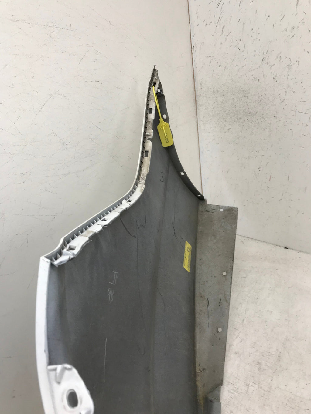 Rear Bumper Cover Hyundai Sonata Limited/SE/Sport White 15-2017 86611-C2000 OEM