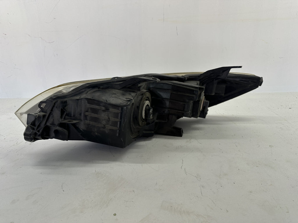 Headlight Damaged Right Passenger RH 2015 2016 2017 Toyota Camry 8111006C80 OEM