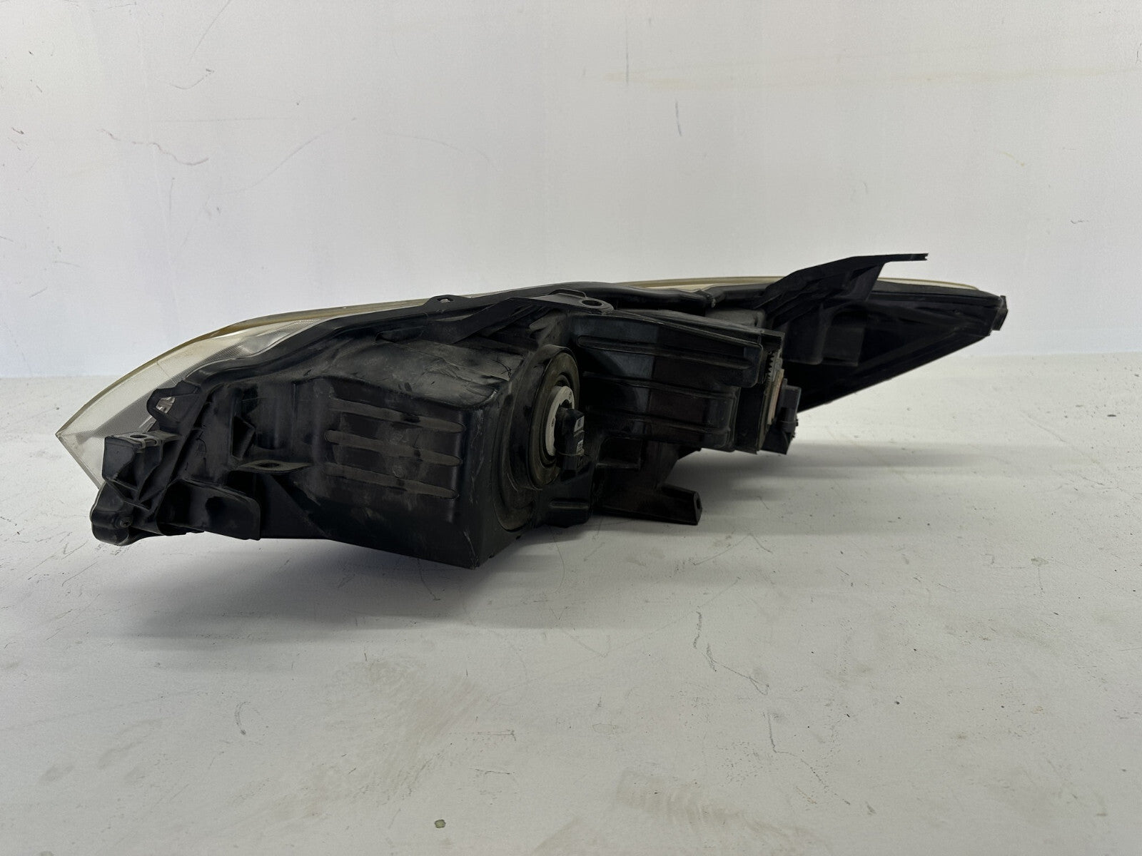 Headlight Damaged Right Passenger RH 2015 2016 2017 Toyota Camry 8111006C80 OEM
