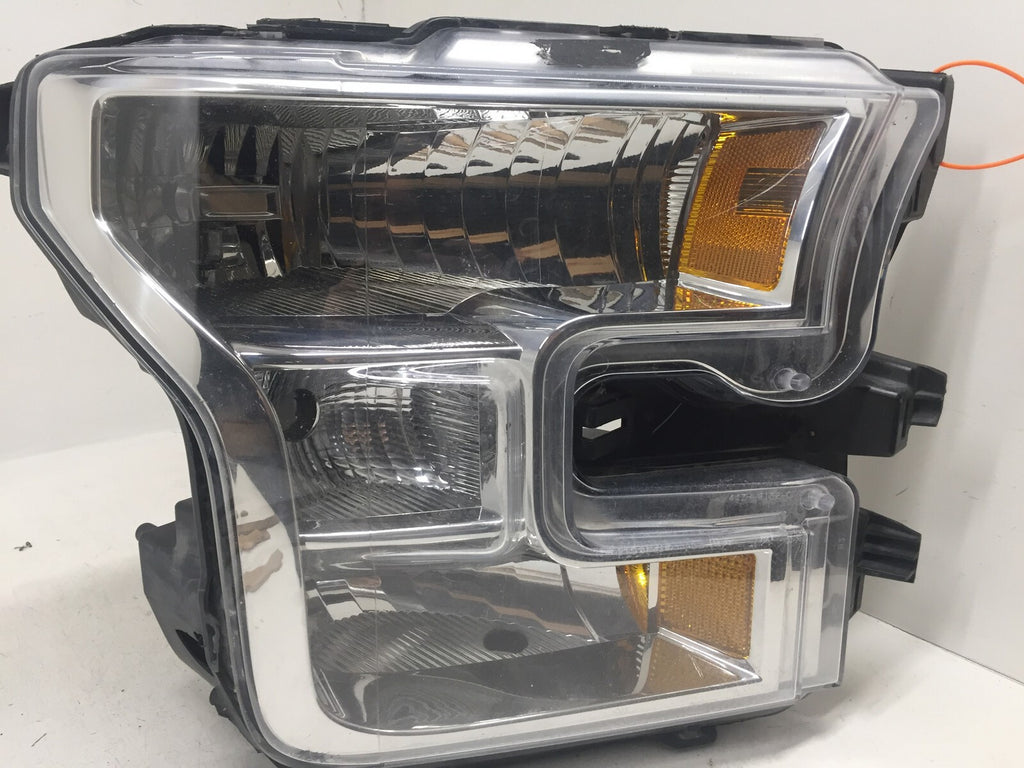 Halogen Headlight Damaged Passenger RH Ford F150 2015-2017 FL34-13005-A OEM