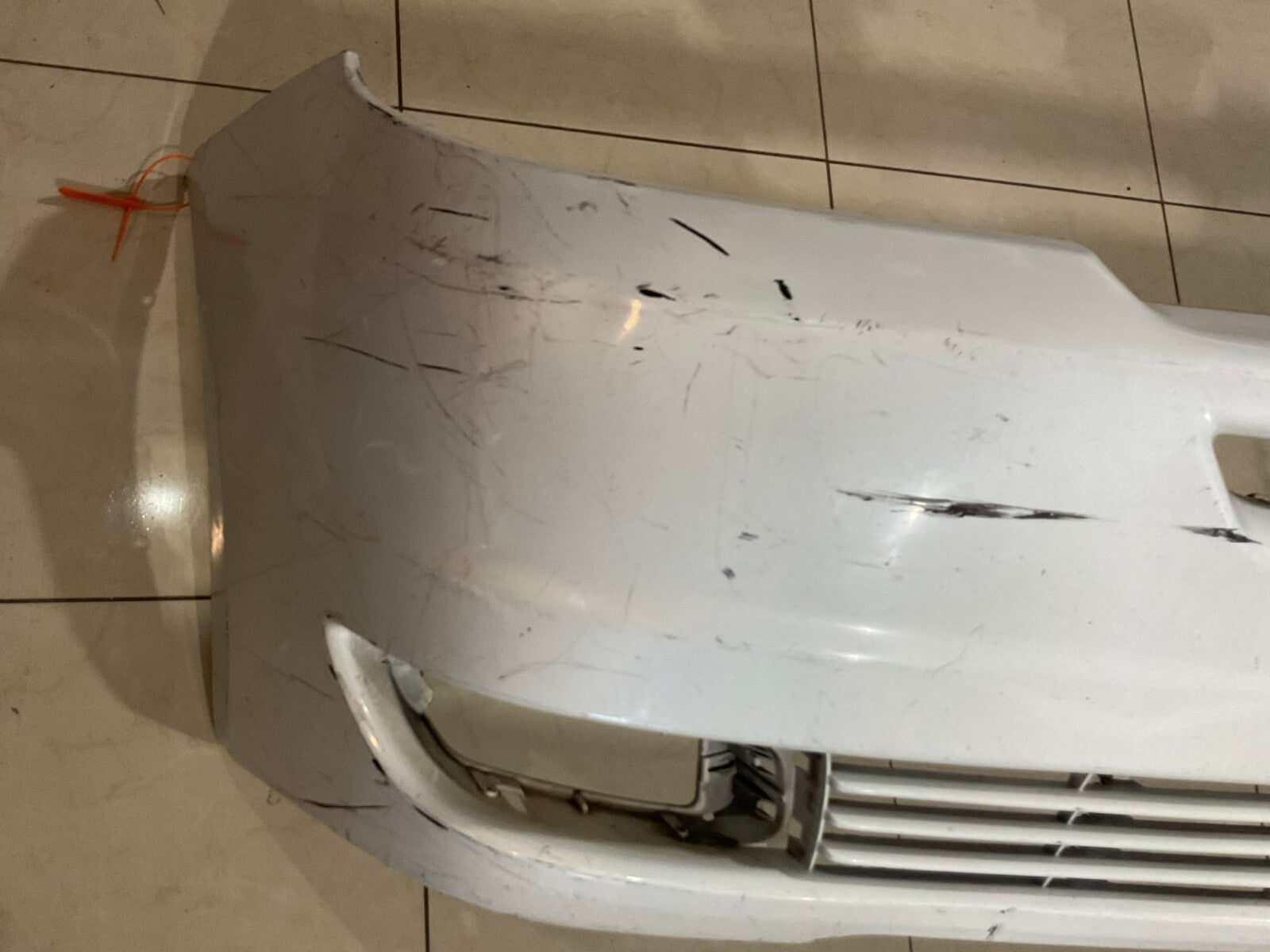Front Bumper Cover White 2004-2005 Toyota Sienna 52119-WL500 OEM