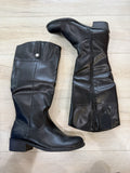 St. John’s Bay Women’s Size 8m Black Boots