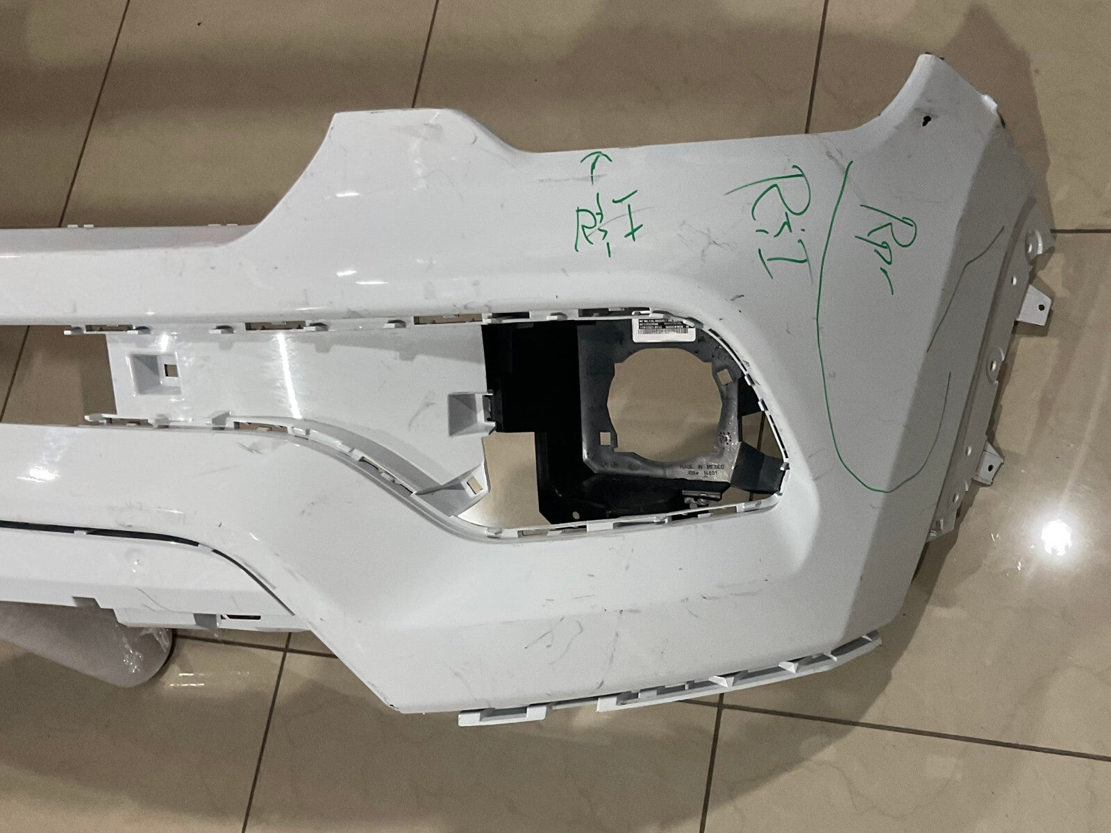 Front Bumper Cover White 2022-2023 Jeep Compass 6WQ70TRMA OEM