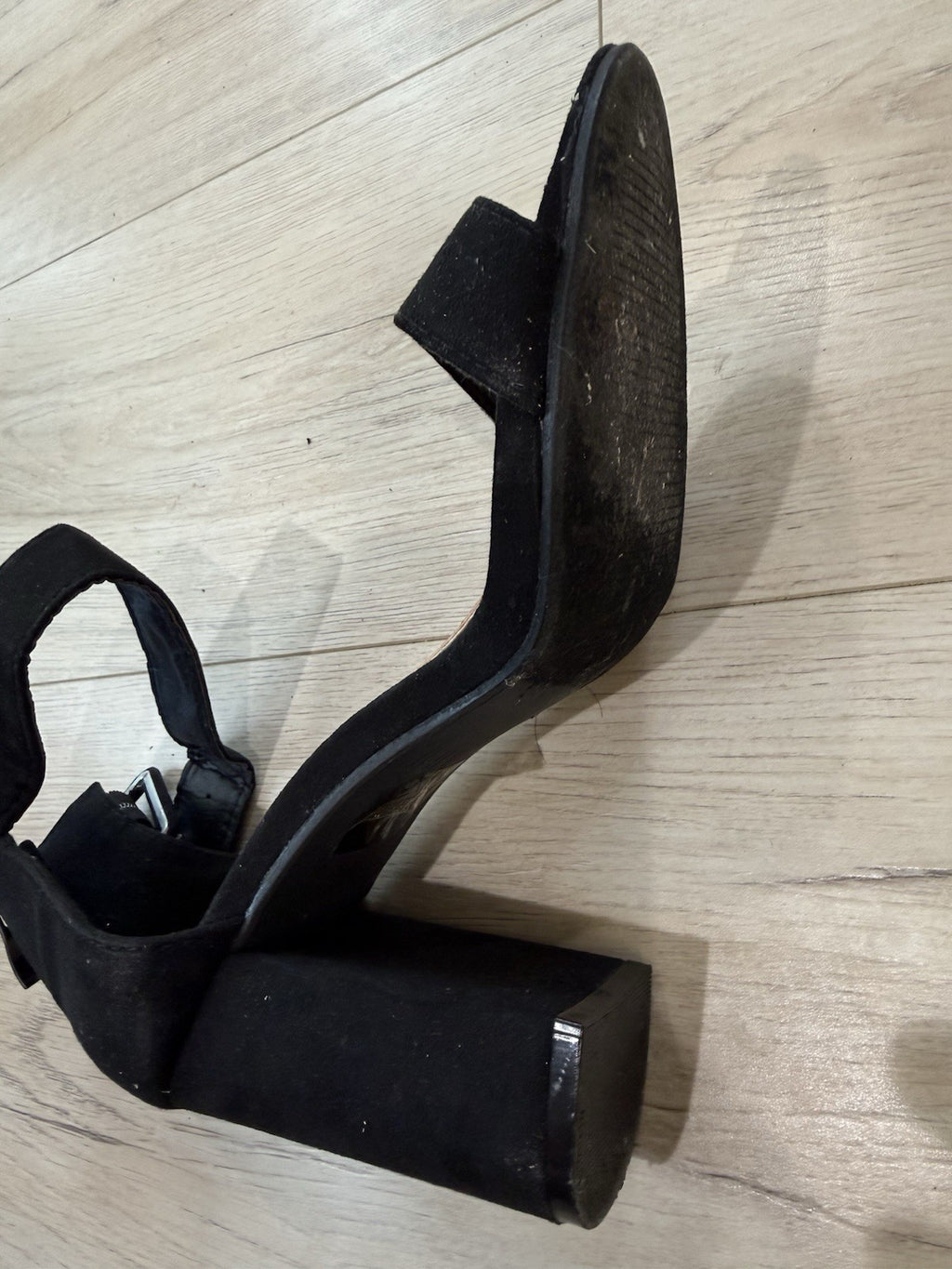 Rouge Helium High Heels - size 7.5