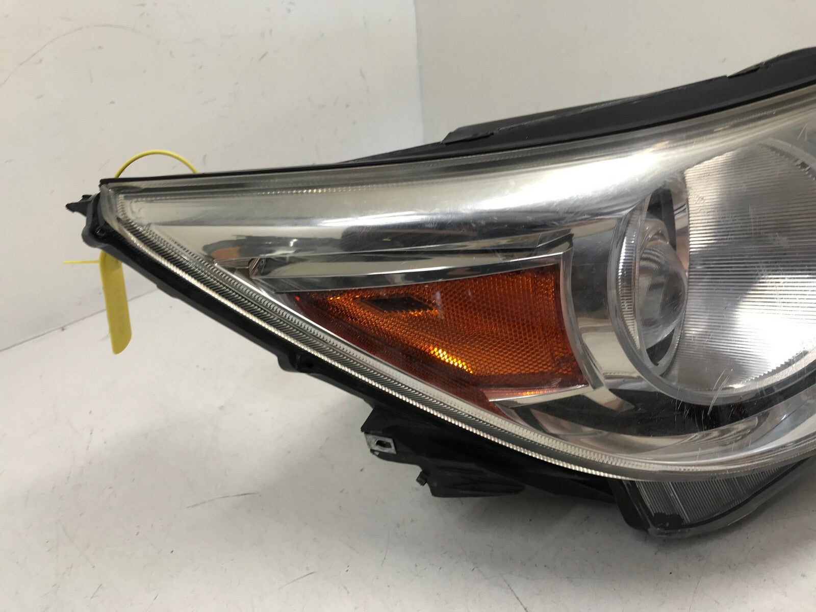 Headlight Damaged Right RH Passenger 2010-2013 Buick Lacrosse 22743219 OEM