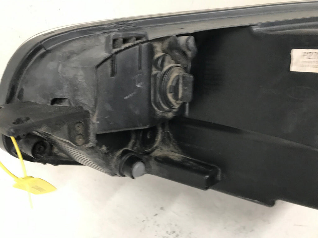 Headlight Damaged Right RH Passenger Kia Soul 2014-2017 92102-B2000 OEM