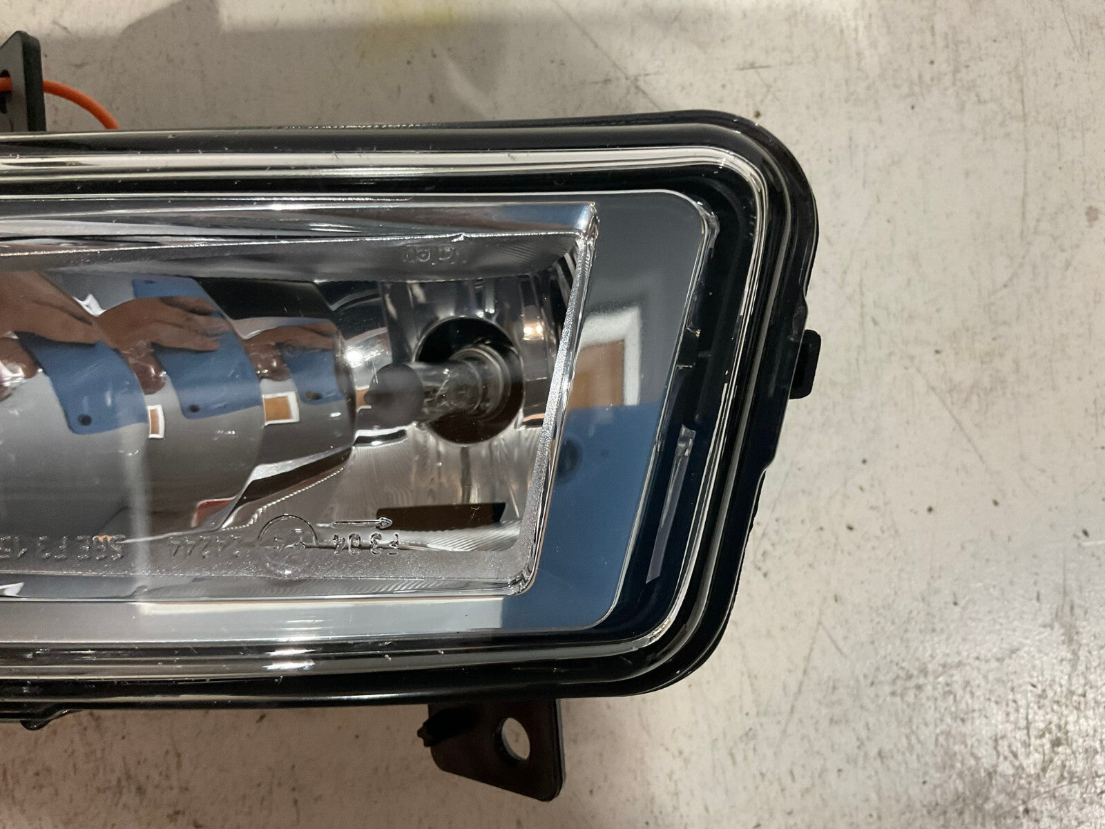 Fog light Damaged Right Passenger RH 2017 2019 Nissan Rogue 90078637 OEM