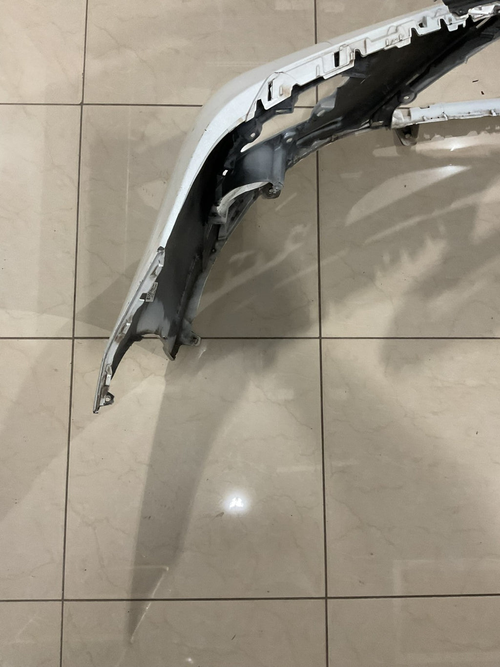 Front Bumper Cover White Toyota Camry 2018 2019 52119+06e30 OEM