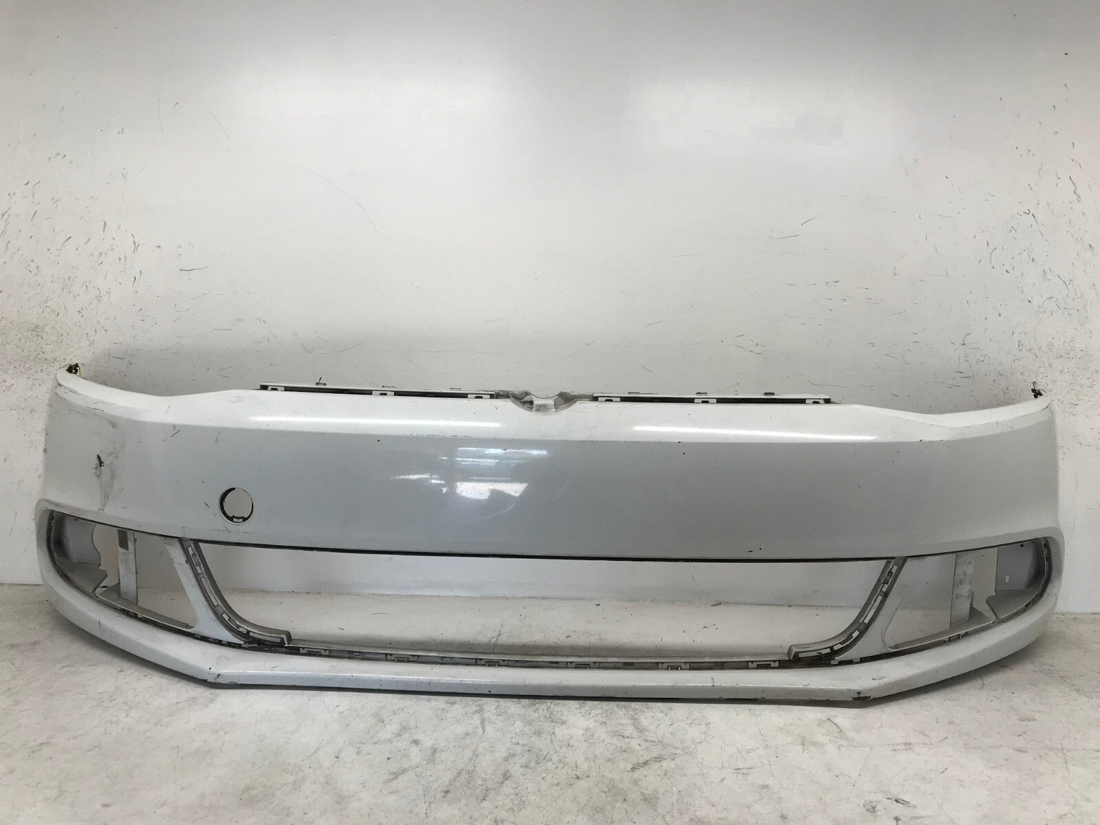 Front Bumper Cover Volkswagen Jetta S SE SEL TDI White 11-14 5C6807221B OEM2