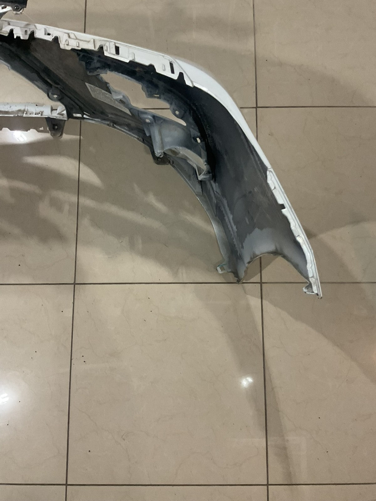 Front Bumper Cover White 2021-2023 Toyota Camry SE XSE CAPA