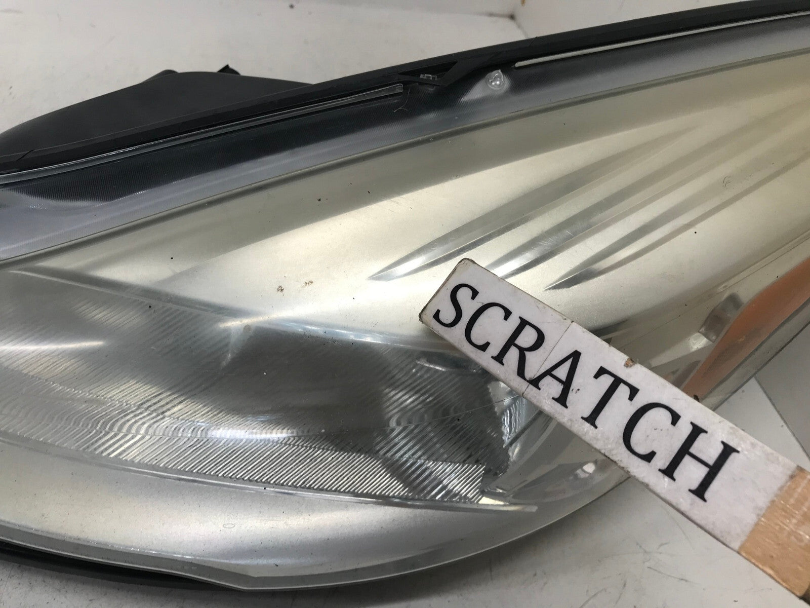 Headlight Damaged Driver LH 2013-2016 Ford Escape CJ5Z-13008-D OEM