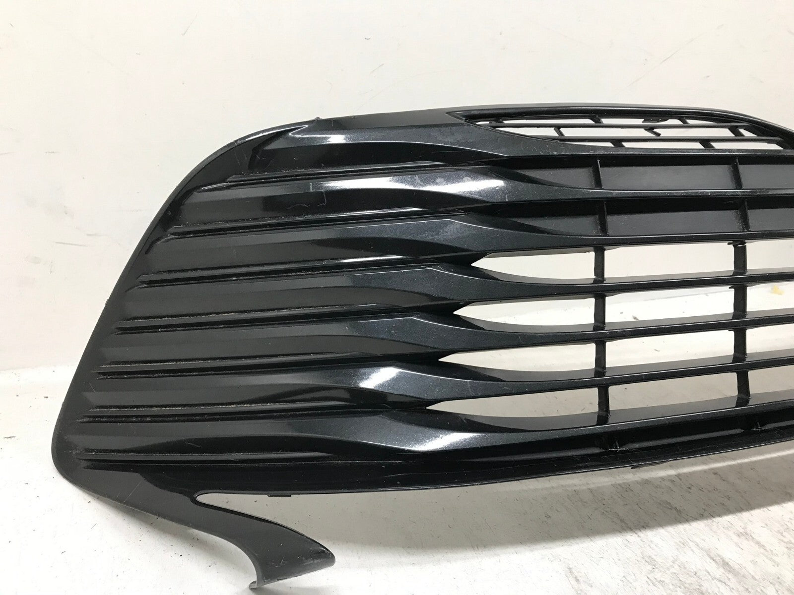 Grill Grille Toyota Camry 2018-2020 53113-06010 OEM