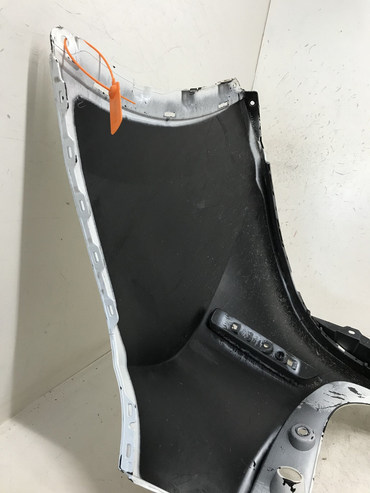 Rear Upper Bumper Cover Nissan Murano S/SL/SV/Platinum 15-2018 85022-5AA0H OEM2