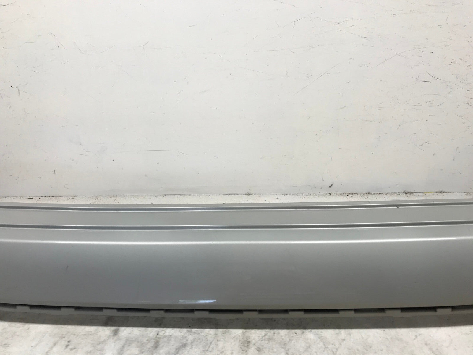 Rear Bumper Cover Gray 2017-2019 Audi Q7 4M0807511 OEM