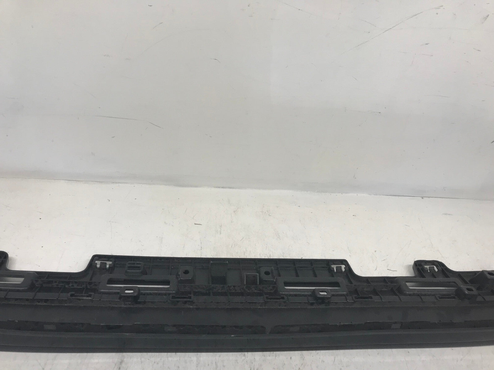 Rear Upper Bumper Cover Hyundai Palisade Lted/SE/SEL/Plus/Ult. Black 2020 OEM