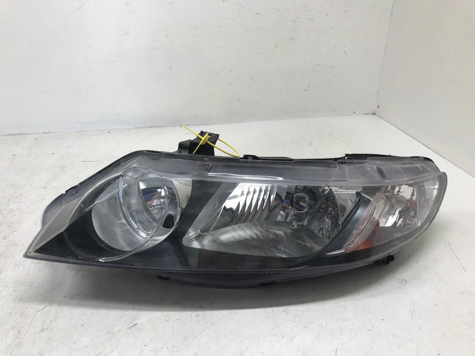 Headlight Damaged Driver LH Left 2006-2011 Honda Civic Sedan 33151SNAA02 OEM
