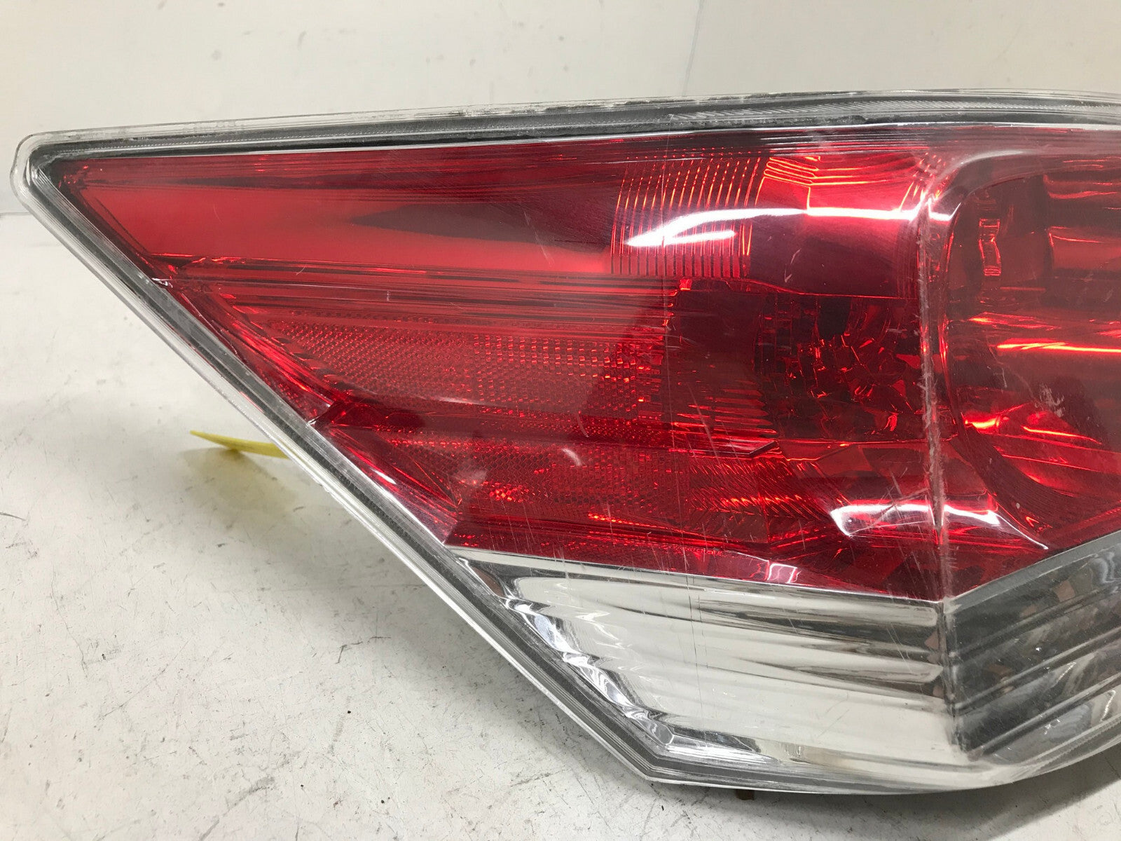 Tail light Damaged LH Driver Honda Accord 2008-2012 4-door Sedan 33550TA0A01 OEM