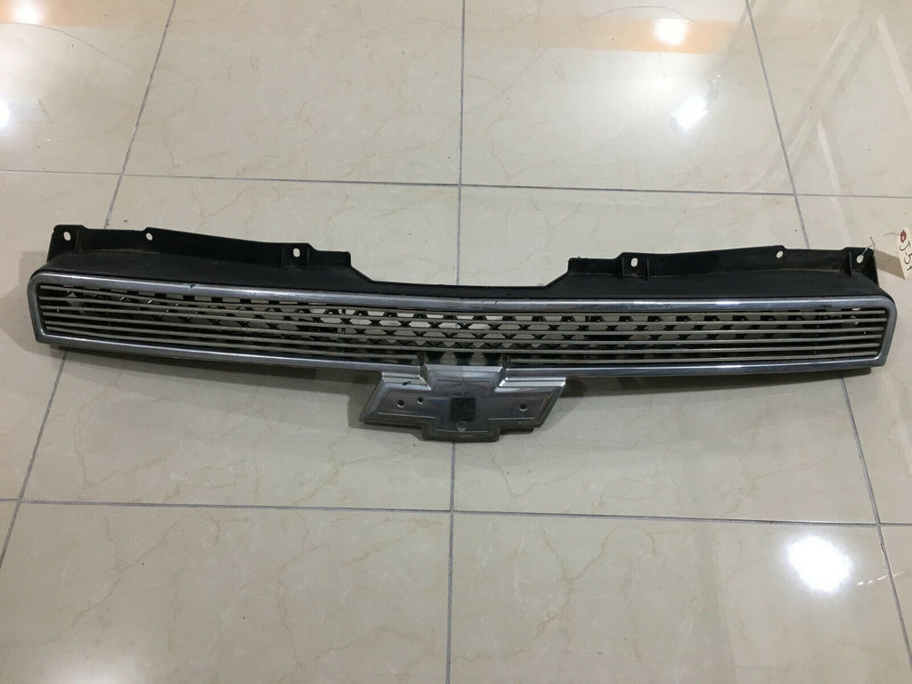 Upper Grille Chevrolet Avalanche 2008-2013 15862128 Original