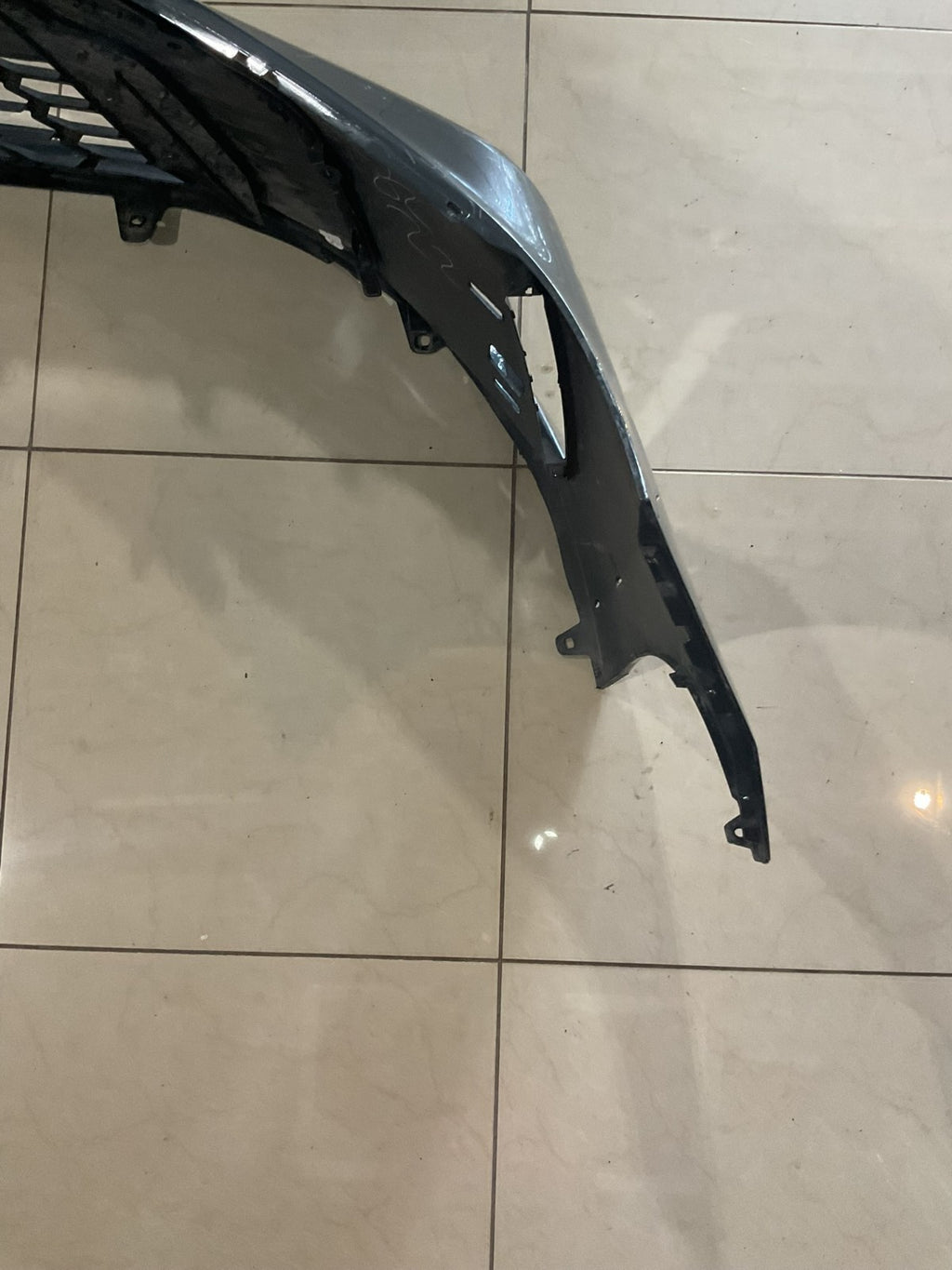 Front Bumper Cover Grey Toyota Camry LE 2025 52119+aq010 OEM