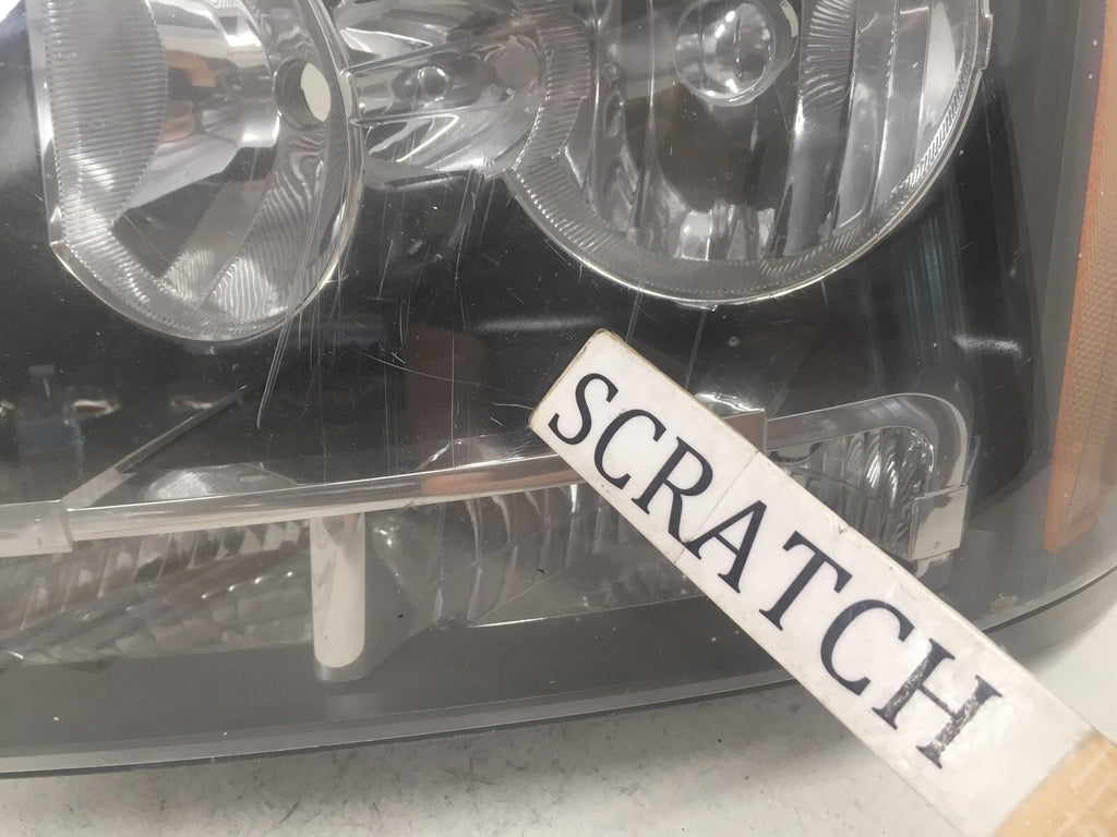 Headlight Damaged Driver LH Chevy Suburban Tahoe Avalanche 07-2014 20760578 OEM