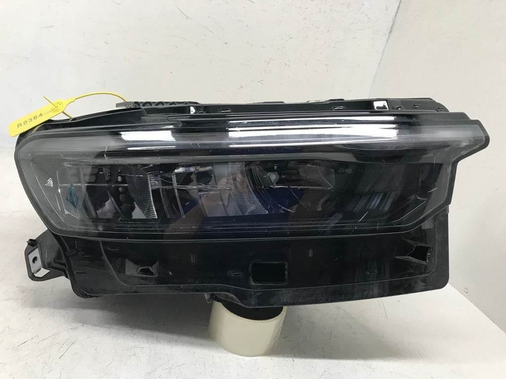 Headlight Damaged Passenger RH 2021-2023 Jeep Grand Cherokee 68376992AG OEM