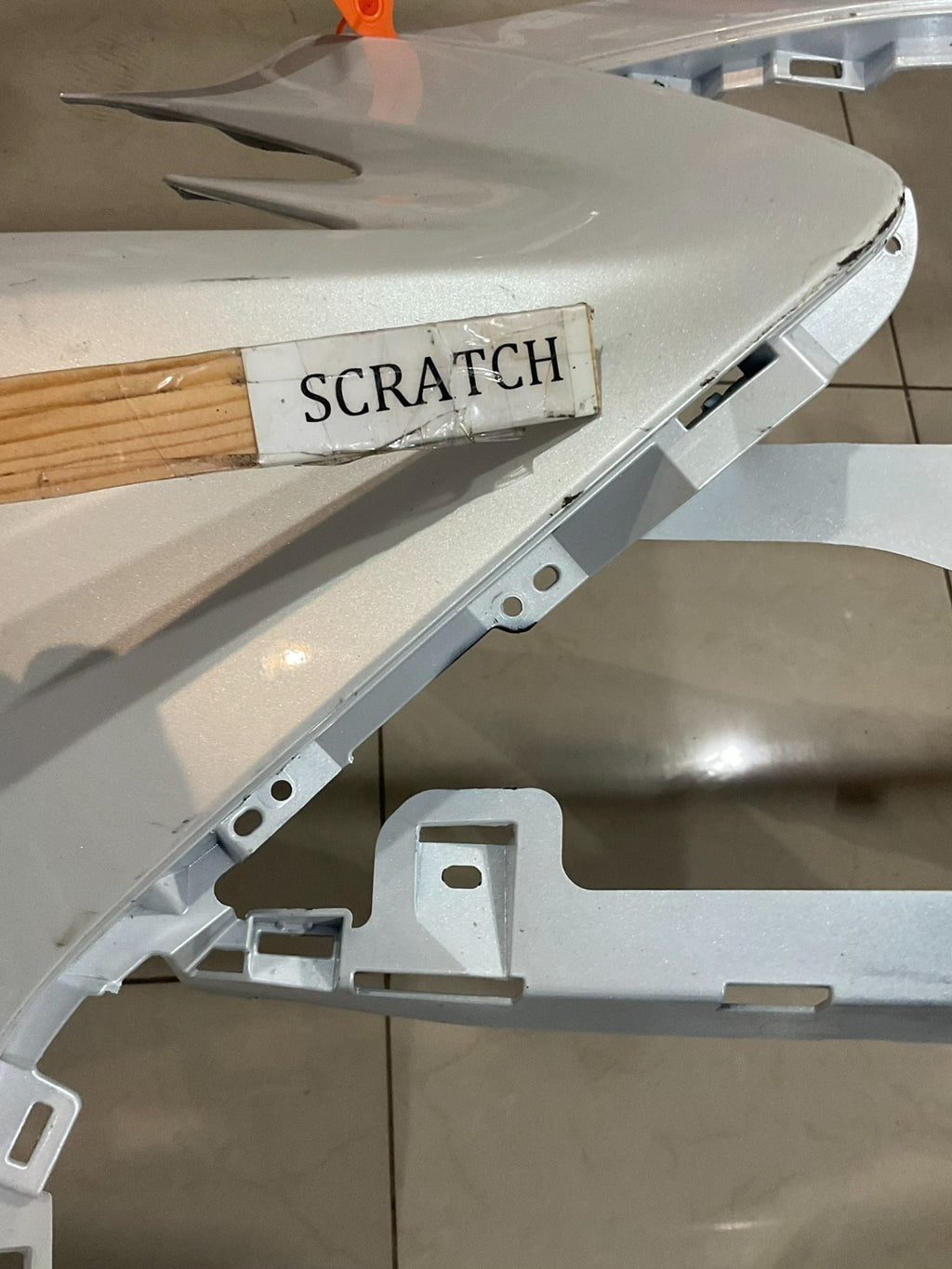 Front Bumper Cover White Lexus ES350 Base 2019 52119+06j00 OEM
