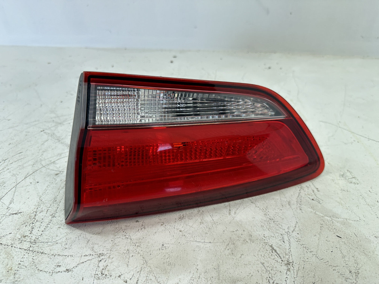 Tail Light Right RH Damaged 2018-2020 Hyundai Elantra GT i30 92404G4000 OEM