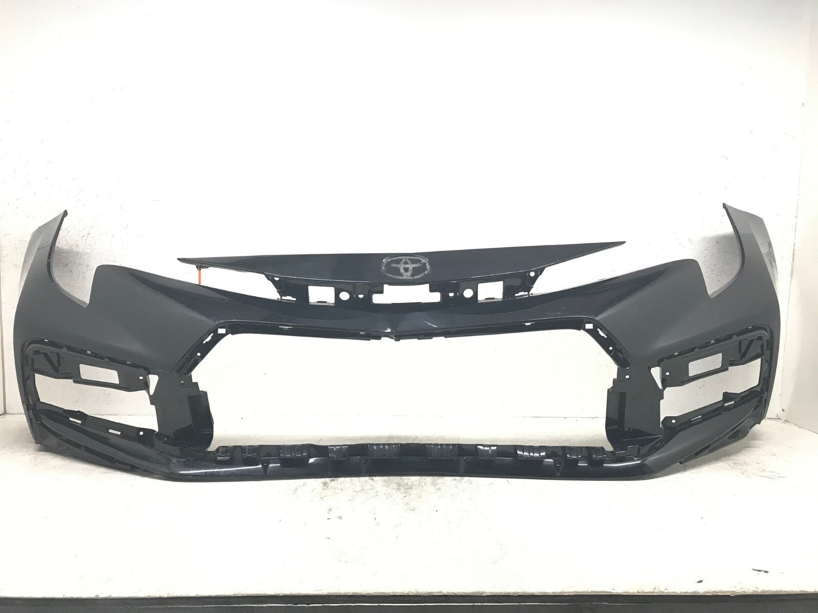 Front Bumper Cover Black 20 2022 Toyota Corolla Sedan SE/XSE/SE 52119-02P10 OEM