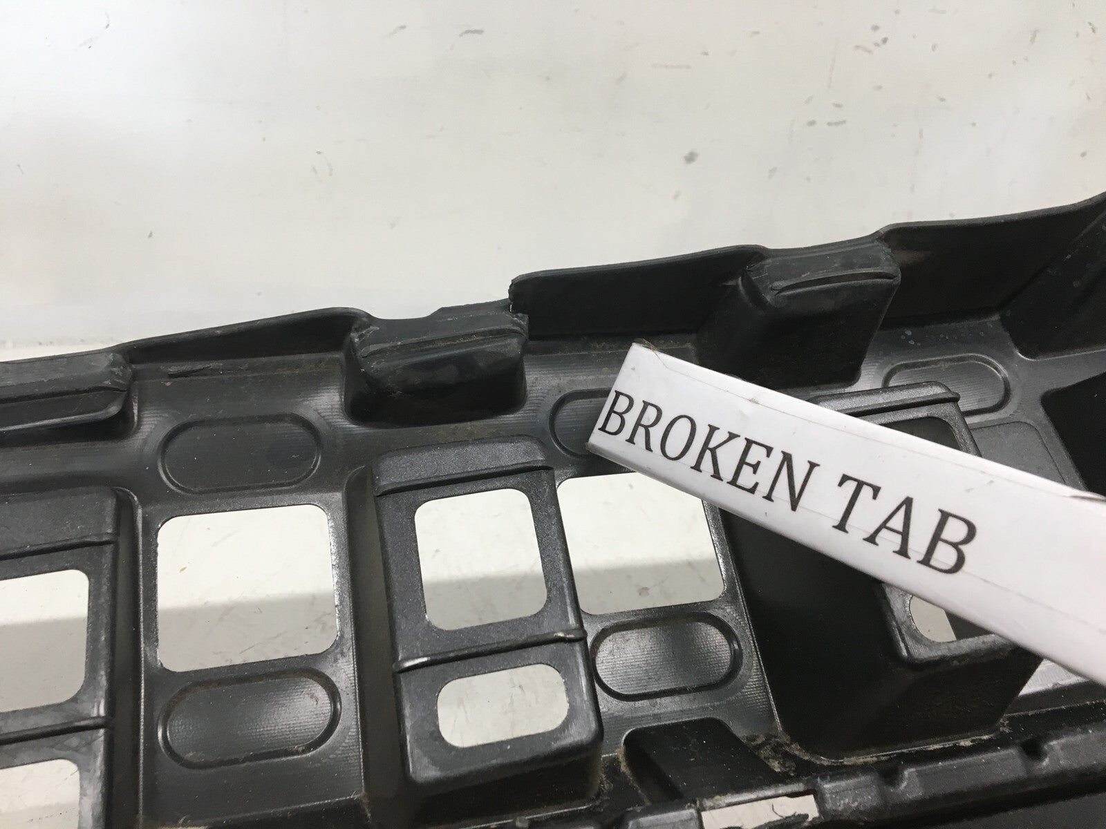 Rear Bumper Cover Toyota Highlander 1H1 2014-2018 52159-0E060 OEM2