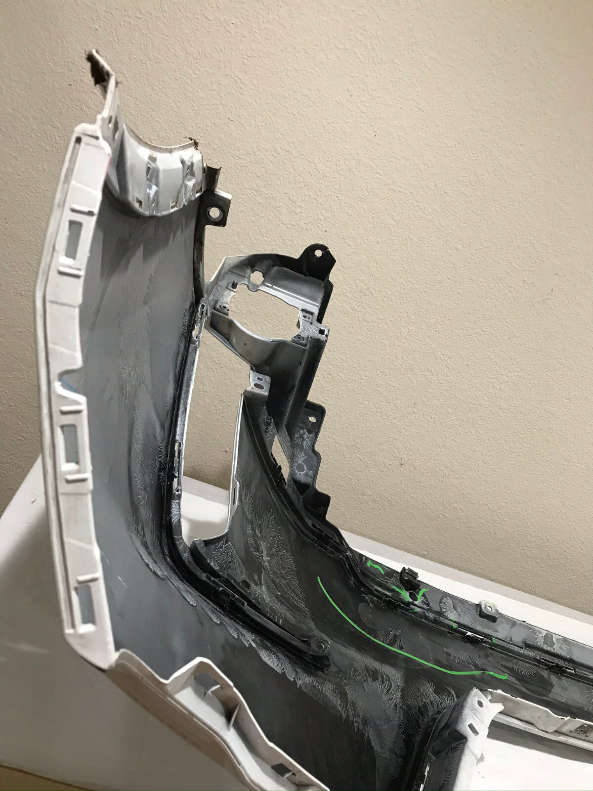 Front Upper Bumper Cover White Honda Pilot 2023-2024 71101-T90-A000 OEM